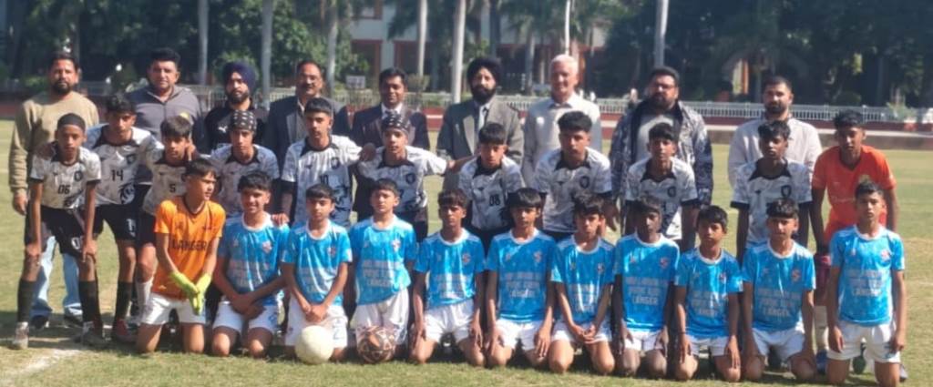 प्रिंसिपल हरभजन सिंह फुटबॉल टूर्नामेंट अंडर14 शुरू
